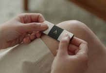 GE Healthcare to integrate AliveCor’s ECG data into the clinical workflow AliveCor KardiaMobile 6L
