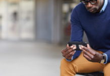 AliveCor’s KardiaMobile devices get an expanded range of ECG determinations AliveCor user