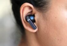 Samsung’s new Hearapy app fights motion sickness with sound waves